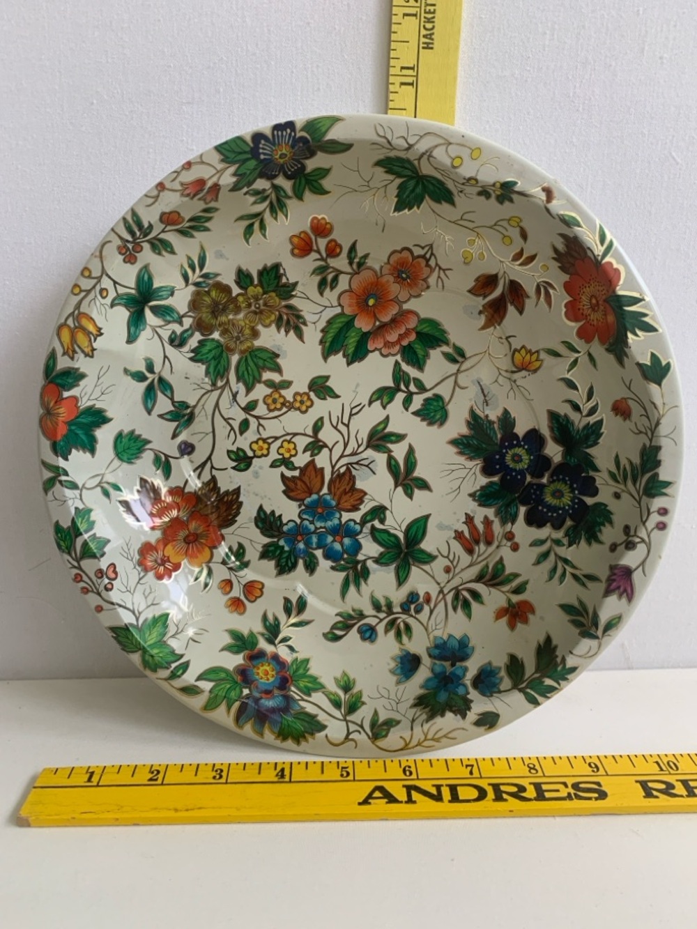 Vintage 1971 Daher Decorated Ware Scalloped 10” Tin Bowl, made in England